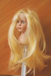 Кукольный парик марки ЛЮКС - BL002 (23-25см)